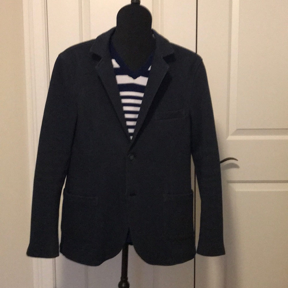Sport jacket.  Pictures describe size